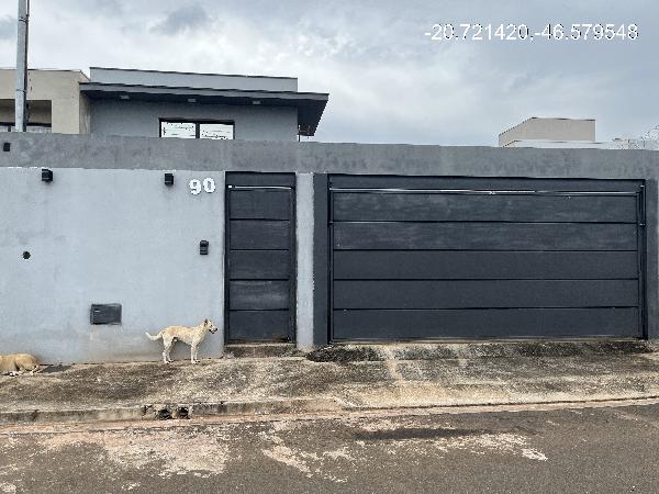 Casa em Passos, Lot Res Mirante Vale, Rua Joaquim SimplÍCio Da Silva (Antiga R DÁLias), N. 90, Lt 16 Qd H, MG. Área: 122.71m2