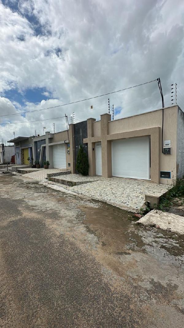 Casa em Iguatu, Altiplano, Avenida Ana Vivina Bezerra Moreira, N. 191, Lt 22-B Qd 14, CE. Área: 155.1m2