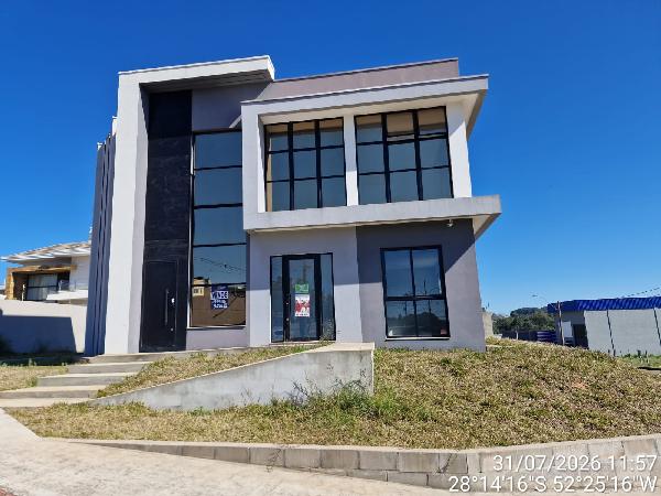 Casa em Passo Fundo, Cidade Nova, Avenida Doutor Admar Petracco, N. 255, Lt 22 Qd 08, RS. Área: 280m2