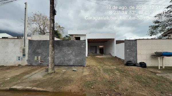 Casa em Caraguatatuba, Jardim Do Sol, Rua Vinte E Dois, N. Sn, Qd A Lt 09, SP. Área: 119.09m2