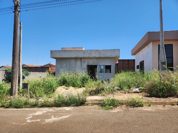 Casa em Porto Ferreira, Parque Residencial Jose Gomes, Rua Professor Emerson Aparecido Carandina, N. 95, Lt 18 Qd 24, SP. Área: 75.5m2