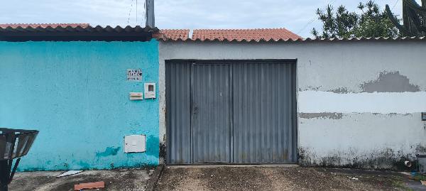 Casa em Santo Antônio do Descoberto, Parque Estrela Dalva Xii, Avenida General Edgard S Dutra, N. Sn, Qd 14, Lt 04-A, GO. Área: 69.35m2