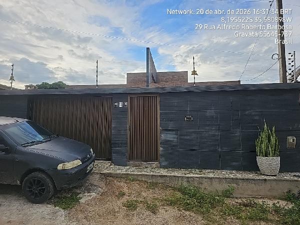 Casa em Gravatá, Santana, Rua Alfredo Roberto Barbosa, N. 181, Lote 17 Quadra G, PE. Área: 153.11m2