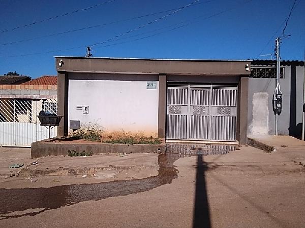 Casa em Santo Antônio do Descoberto, Parque Estrela Dalva Xii, Quadra 121, N. Sn, Lt07b Rua Almirante Soares Dutra, GO. Área: 65.98m2