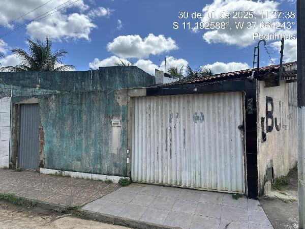 Casa em Pedrinhas, Buenos Aires, Rua Buenos Aires, N. 221, Lt 02 Qd A, SE. Área: 164.57m2