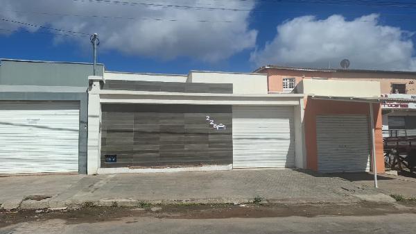 Casa em Paulo Afonso, Tancredo Neves Iii, Rua Morumbi, N. 228, Qd Lc 1 Lt 01 Terreno 02, BA. Área: 109.69m2