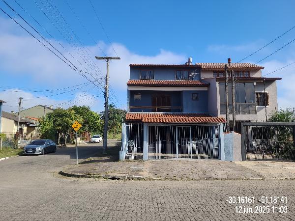 Casa em Porto Alegre, Hipica, Rua Baldoino Bottini, N. 549, Qd A, RS. Área: 224m2