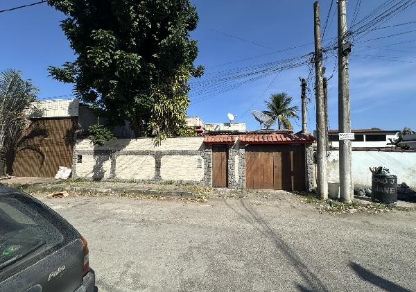 Casa em Itaboraí, Rio Varzea, Rua Matheus Marins, N. 42, Lot 09 Qd 03, RJ. Área: 221.61m2