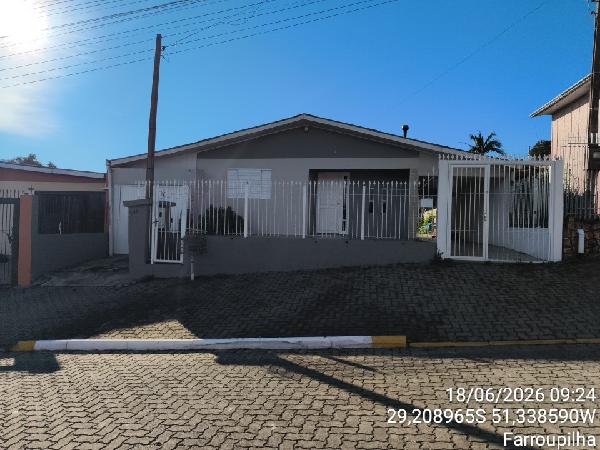 Casa em Farroupilha, Santa Catarina, Rua Adelina Angela Fae Guerra, N. 804,, RS. Área: 143.29m2