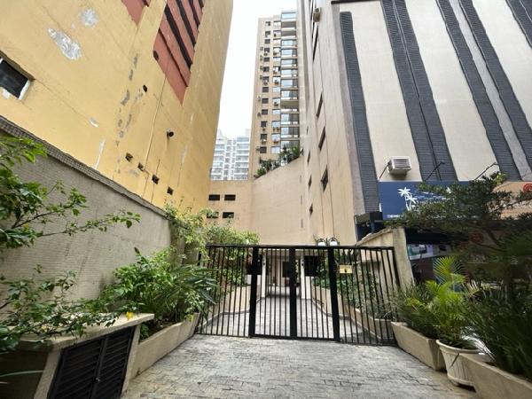 Apartamento em Guarujá, Pitangueiras, Rua Petropolis, N. 175, Apto 166, Andar 16, SP. Área: 92.6m2