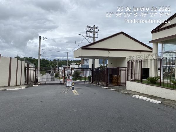 Casa em Pindamonhangaba, Campo Alegre, Rua Professor Elenil Jose De Souza, N. 76, Lt 09 Qd F, SP. Área: 129.48m2