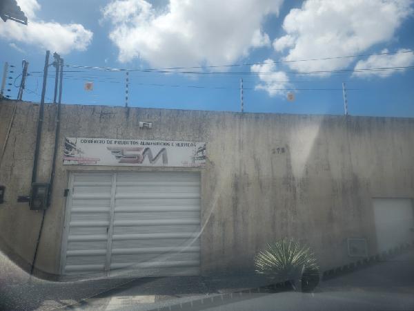 Casa em Fortaleza, Mondubim, Rua Araujo Costa, N. 378, Lt 17, Qd B, CE. Área: 372.71m2