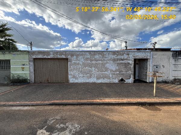 Casa em Araguari, Miranda, Rua Da Prata, N. 725, Lt 17a Qd 30, MG. Área: 123m2