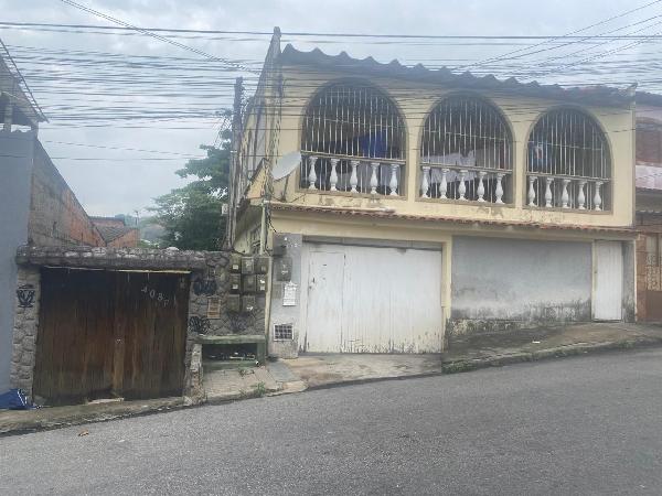 Casa em São Gonçalo, Brasilandia, Rua Bahia, N. 408, Lt 2, 4º Distrito, RJ. Área: 77.21m2