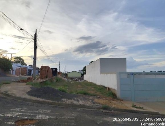 Terreno em Fernandópolis, Terra Das Paineiras, Rua Marilza Sandin Spadon Rodrigues, N. Sn, Parte A Do Lt 10 E 11 Qd 14, SP. Área: 168m2