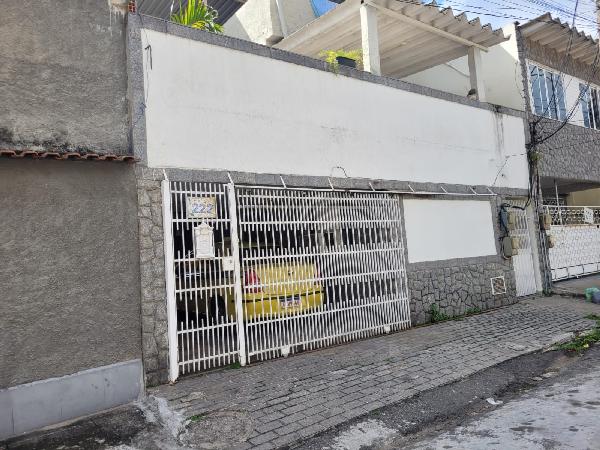 Casa em São Gonçalo, Brasilandia, Rua Helio Jose Nanci, N. 222, Cs Base Lt 12 Qd 14, RJ. Área: 122.11m2
