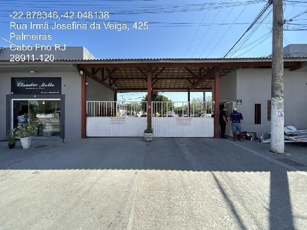 Casa em Cabo Frio, Palmeiras, Rua Irma Josefina Da La Veja, N. 50, Cs 03 Bl 01, RJ. Área: 61.94m2