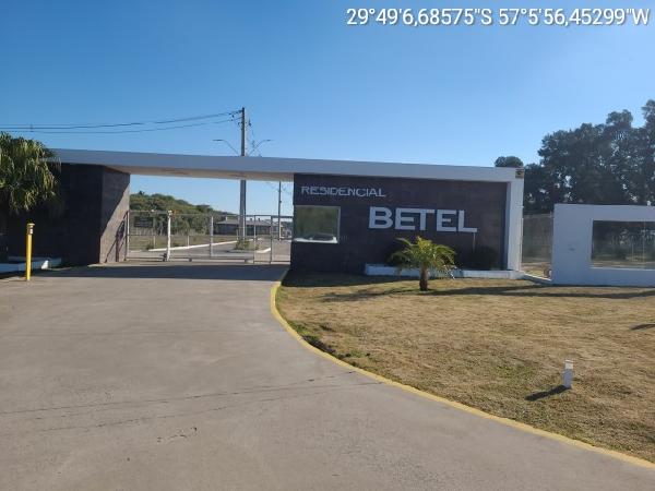 Terreno em Uruguaiana, Itapitocai, Rodovia Br 472 Km 583 Mais 900, N. Sn, Qd 04 Lt 31, RS. Área: 1043.62m2