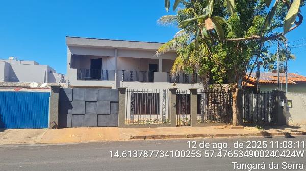 Casa em Tangará da Serra, Jardim Floriza, Rua Euclides Geraldo Medeiros, N. 1328e, 0, 4304loteamento Jardim Europa, MT. Área: 402.75m2