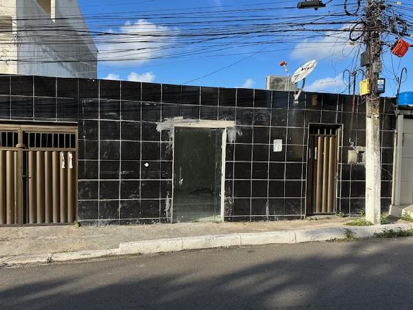 Casa em Olinda, Rio Doce, Rua Da Amora, N. 125, Lt 13 Qd 20, PE. Área: 185.02m2