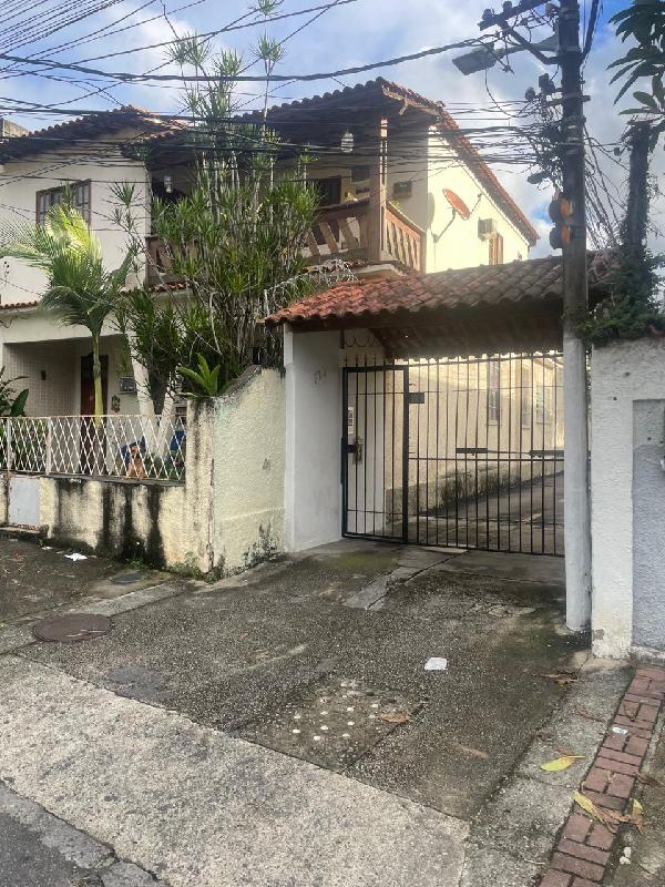 Casa em Rio de Janeiro, Praca Seca, Rua Capitao Machado, N. 324,, RJ. Área: 177m2