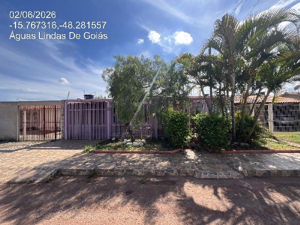 Casa em Águas Lindas de Goiás, Mansoes Camargo, Quadra Quadra 14, N. Sn, Lt 28 Qd 14 Conjunto B, GO. Área: 46.07m2