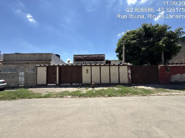 Casa em Rio de Janeiro, Jardim América, Rua Ibiuna, N. 85, Lt 30 Qd 03, RJ. Área: 87m2