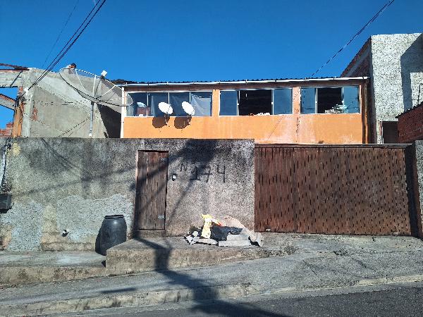 Casa em São Gonçalo, Vista Alegre, Rua Expedicionario Isanor Furquim Campos, N. 174, ., RJ. Área: 136m2