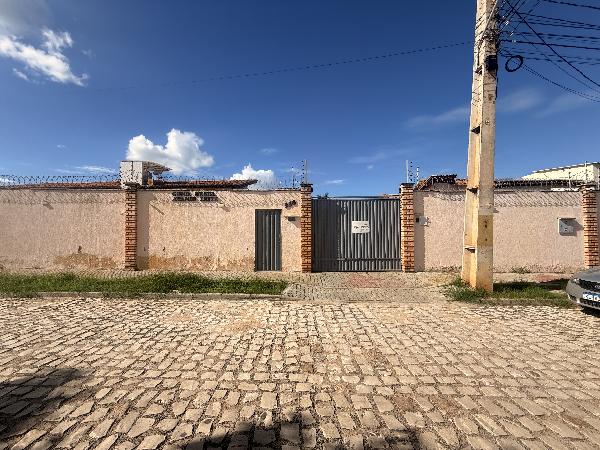 Casa em Mossoró, Abolição Iii, Rua Laura Estrela, N. 356, Cs 34 Lot Ana Matos Qd 02, RN. Área: 78.14m2