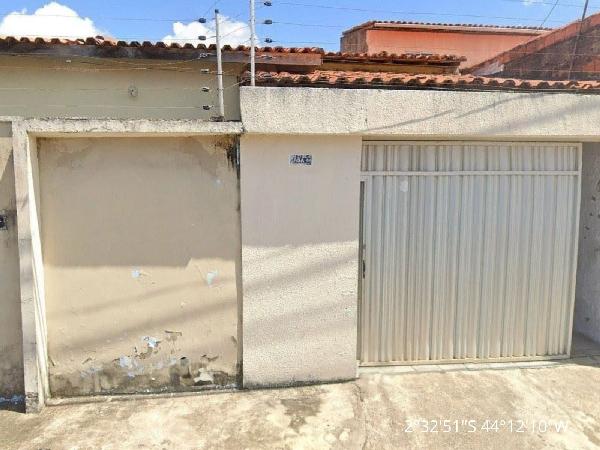 Casa em São José de Ribamar, Cohatrac, Rua 23, N. 44, Lt 44 Qd 40, MA. Área: 93.15m2
