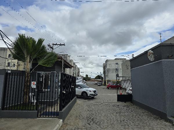 Apartamento em Feira de Santana, Conceição Ii, Rua Tamburim, N. Sn, Apto 302, Ed Roraima Rua C, BA. Área: 44.39m2