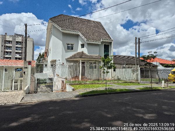 Casa em Curitiba, Tingui, Rua Joao Batista Trentin, N. 796, 200, PR. Área: 410.32m2