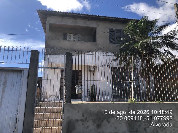Casa em Alvorada, Bela Vista, Rua Alfredo Da Rocha, N. 445, Lt 10 Qd H, RS. Área: 180m2