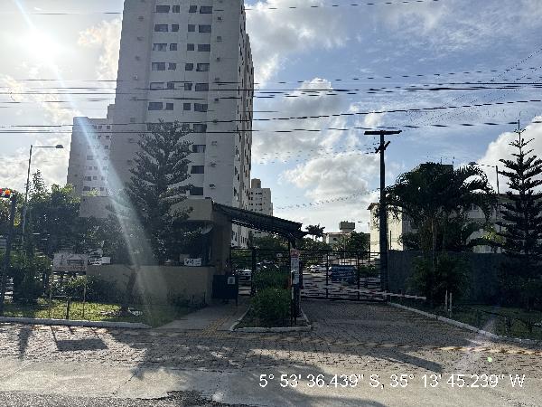 Apartamento em Parnamirim, Emaus, Estrada Para Catre, N. 77, Apto 606, Torre E, Vaga De Garagem, RN. Área: 44.43m2