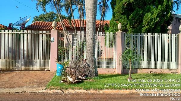 Casa em Rolândia, Sao Martinho, Viela Um, N. Sn, Qd 18, Lt 10, PR. Área: 79.69m2
