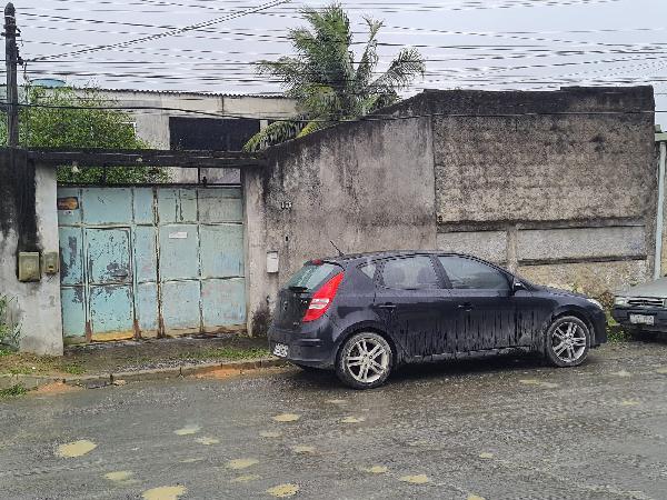 Casa em Magé, Jardim Da Paz Guia D, Rua Cinquenta E Cinco N 156 11808, N. 156, Cs, RJ. Área: 238.32m2