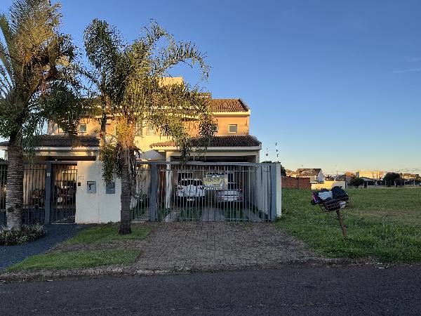 Casa em Cascavel, Pioneiros Catarinenses, Rua Teodoro Nardi, N. 451, Unidade Nº2, PR. Área: 221.55m2