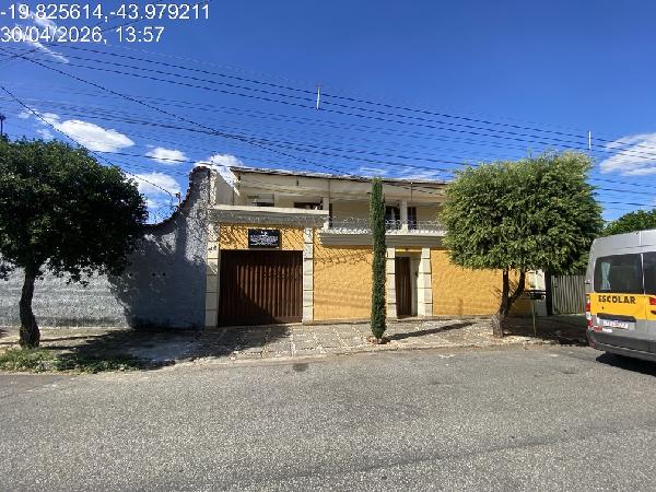 Casa em Belo Horizonte, Santa Monica, Rua Alzira Maria Ferreira, N. 306, Lt 56 Qt 67, MG. Área: 225.27m2