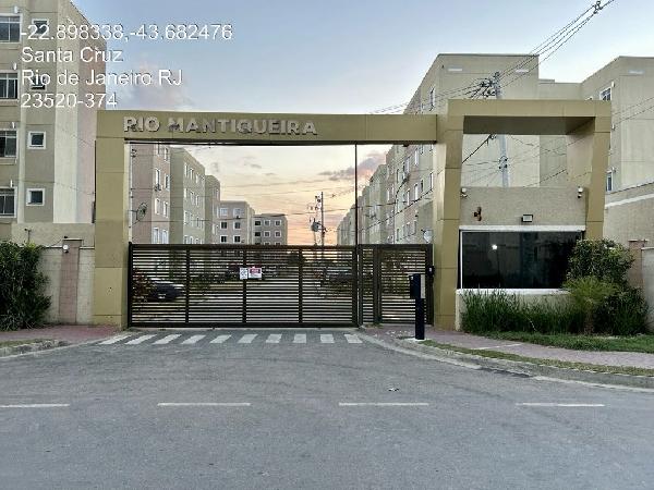 Apartamento em Rio de Janeiro, Santa Cruz, Rua Projetada C, N. 85, Apto 501, Bl 03, RJ. Área: 41.32m2