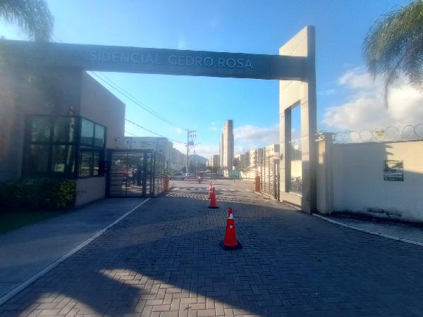 Apartamento em Rio de Janeiro, Campo Grande, Rua Campo Grande, N. 3740, Apto 401, Bl16, RJ. Área: 41.19m2
