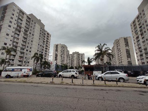 Apartamento em Nova Iguaçu, Comendador Soares, Rua Washington Luiz, N. 12200, Apto 1006, Bl 4, RJ. Área: 47.05m2