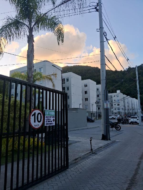 Apartamento em Rio de Janeiro, Jacarepagua, Estrada Dos Bandeirantes, N. 29900, Apto 203, Bl 11, RJ. Área: 44m2