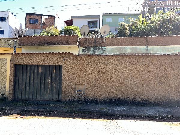 Casa em Varginha, Jardim Renata, Rua Salvador Sabino, N. 263,, MG. Área: 60.9m2
