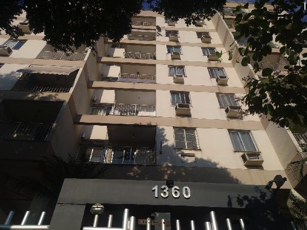 Apartamento em Rio de Janeiro, Praca Seca, Rua Florianopolis, N. 1360, Apto 308, Bl 01, RJ. Área: 61m2