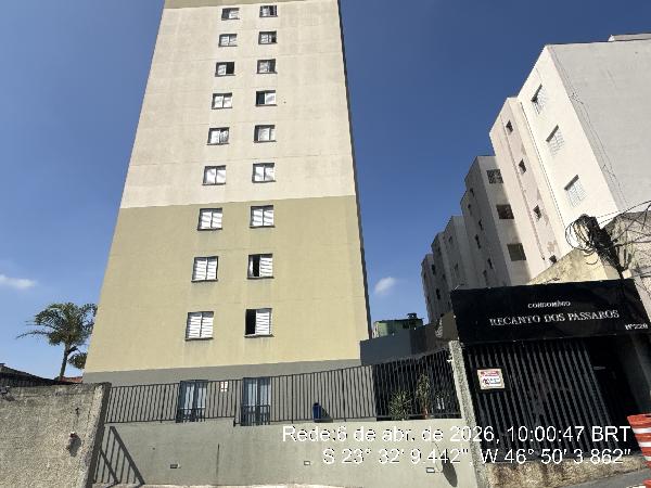 Apartamento em Carapicuíba, Vila Silviania, Rua Roberto Fernandes, N. 220, Apto 54, Bloco Ii Edf Canario, SP. Área: 51.86m2