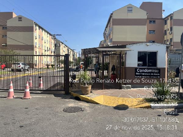 Apartamento em Porto Alegre, Rubem Berta, Rua Paulo Renato Ketzer De Souza, N. 300, Apto 206, Bl H, RS. Área: 37.06m2