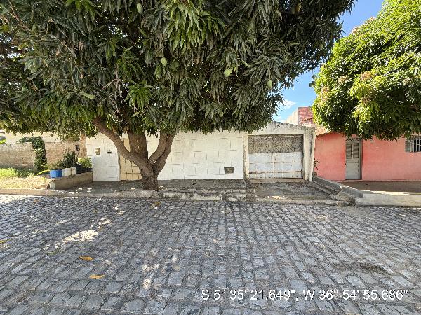 Casa em Açu, Vertente, Rmanoel Silverio Cabral, N. 115,, RN. Área: 62m2