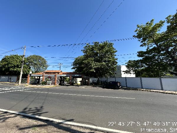 Apartamento em Piracicaba, Glebas California, Avenida Dos Marins, N. 400, Apto 4, Bl 6, SP. Área: 53.04m2