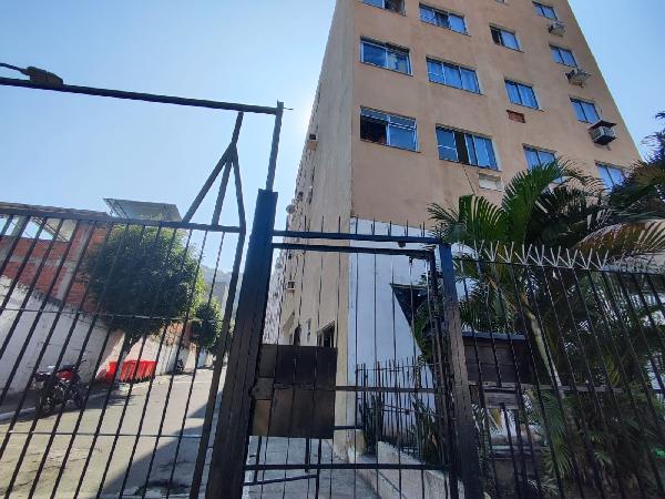 Apartamento em Rio de Janeiro, Cavalcanti, Rua Laurindo Filho, N. 722, Apto 305, Bl 04, RJ. Área: 51m2 Apartamento em Rio de Janeiro, Cavalcanti, Rua Laurindo Filho, N. 722, Apto 305, Bl 04, RJ. Área: 51m2