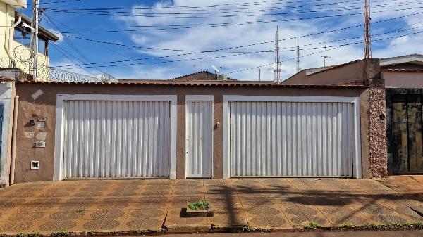 Casa em Ribeirão Preto, Ipiranga, Rua Maranhao, N. 1713,, SP. Área: 100m2